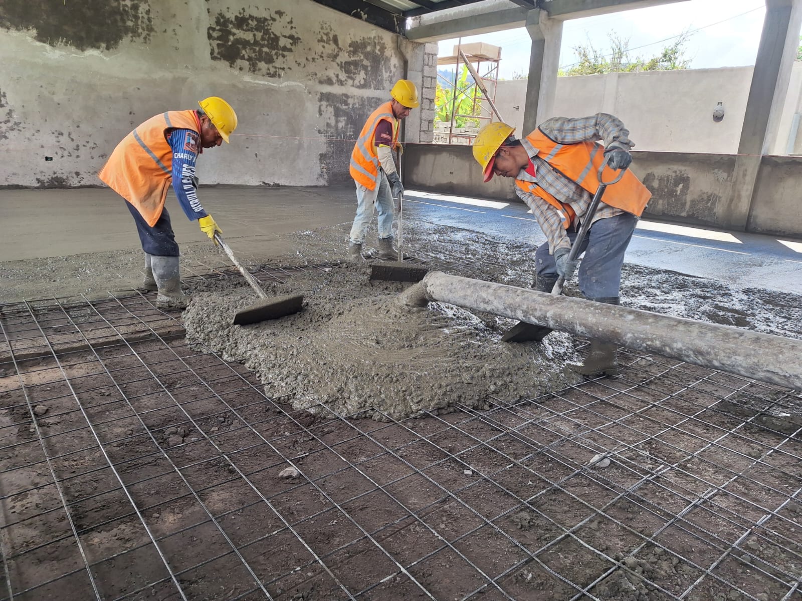 GADP PICAIHUA AVANZA EN LA CONSTRUCCIÓN DE LA CASA COMUNAL PARA EL CASERÍO MOLLEPAMBA
